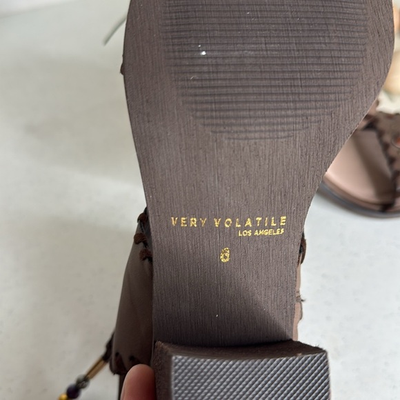 Very Volatile Women's Size 6 Boho Heeled Sandal Brown Beaded Fringe - Picture 9 of 9